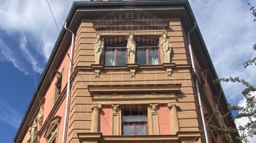 22114 | Wohn- und Geschäftshaus mit Stellplatz in gefragter Lage von Weimar